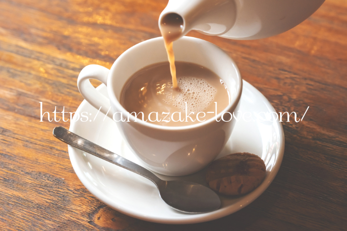 [Amazake cafe]Derifuransu[Amazake Mirukutei](milk tea)